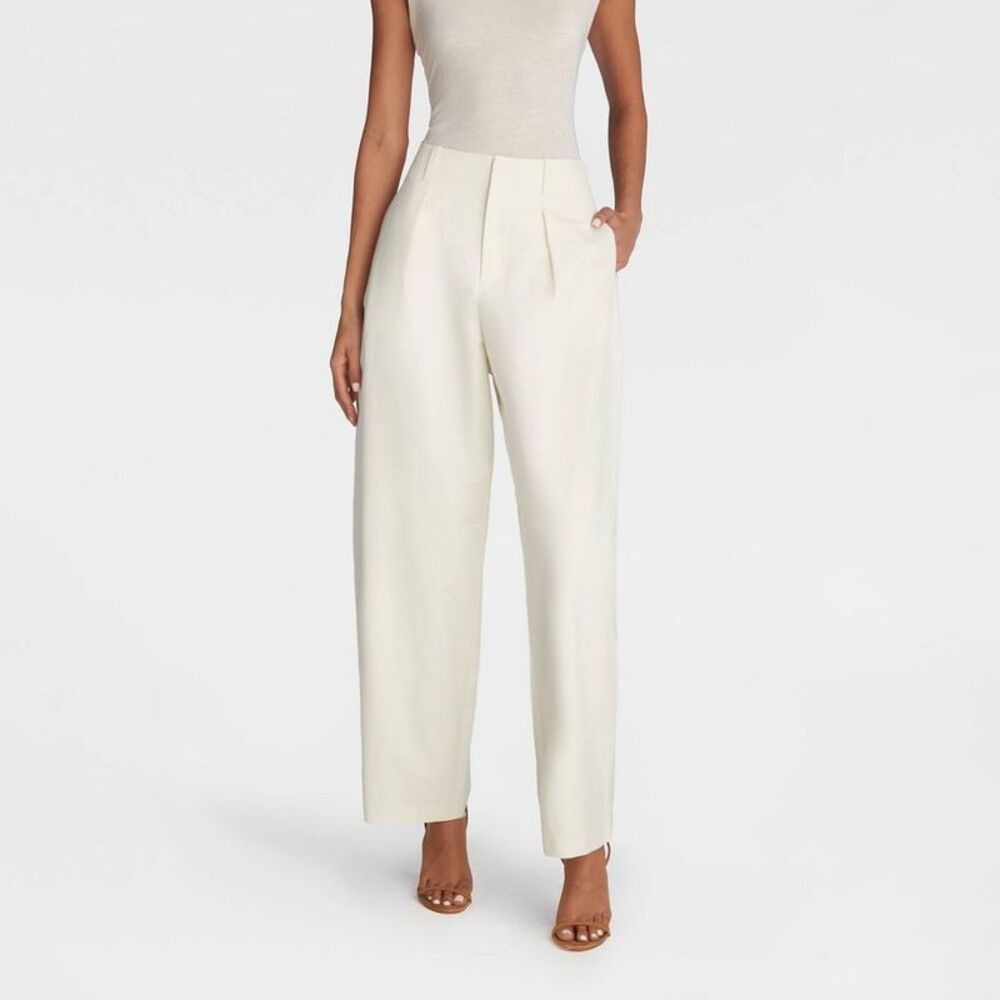 KBB by Kahlana -  Women's 'The Mid-Rise Barrel Leg Tr Off-White